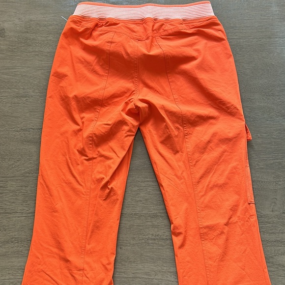 NWOT! FP Free People Movement Cascade Flares Sz XS/Large - Picture 9 of 12